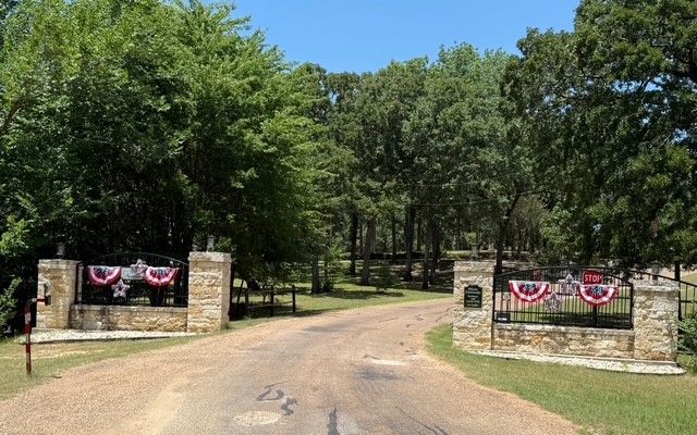 160 September Drive, Streetman, TX 75859