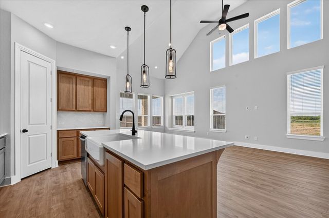 2106 Waters Edge Street, Forney, TX 75126