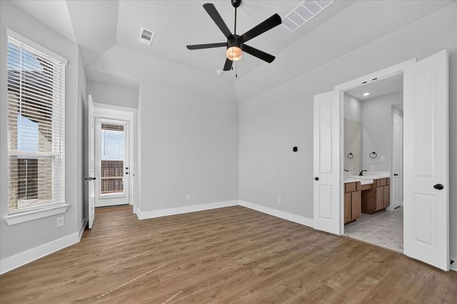 2106 Waters Edge Street, Forney, TX 75126