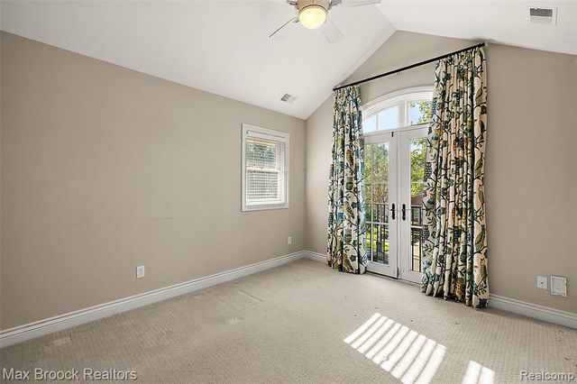 698 Hanna Street, Birmingham, MI 48009