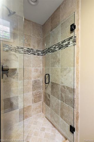 698 Hanna Street, Birmingham, MI 48009