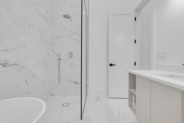 501 W Elm Street 3, Chicago, IL 60610