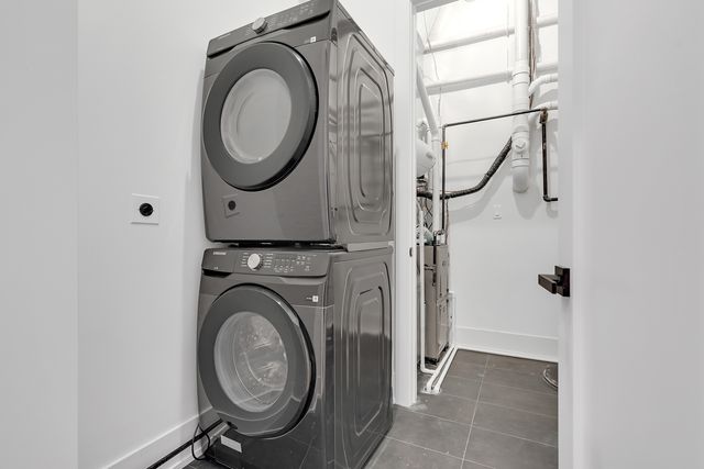 501 W Elm Street 3, Chicago, IL 60610