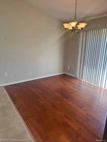 1812 Stoldt Avenue, Imlay City, MI 48444