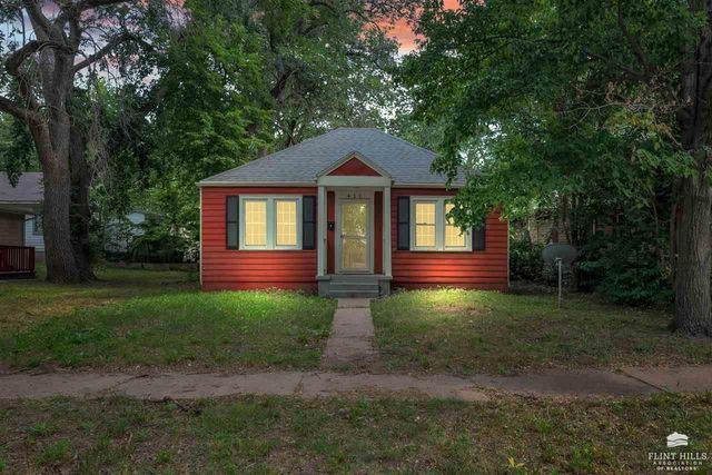 411 W 4th St, Junction City, KS 66441
