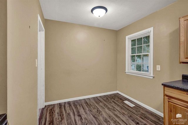 411 W 4th St, Junction City, KS 66441