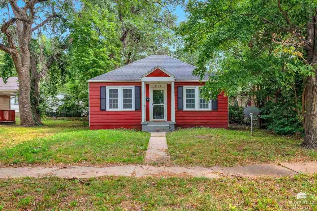 411 W 4th St, Junction City, KS 66441
