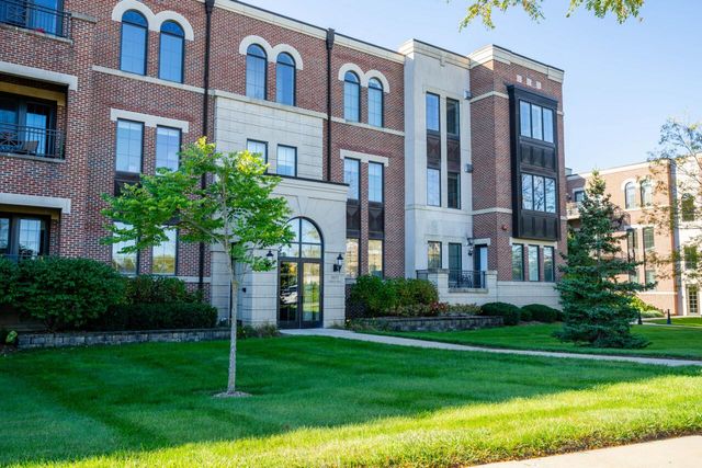 19075 Thomson DRIVE #304, Brookfield, WI 53045
