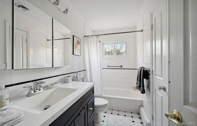 23 N Westbury Road, Hampton Bays, NY 11946