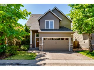 2542 BELLE TERRA Dr, Eugene, OR 97408