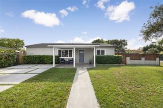1825 SW 67th Ct, Miami, FL 33155