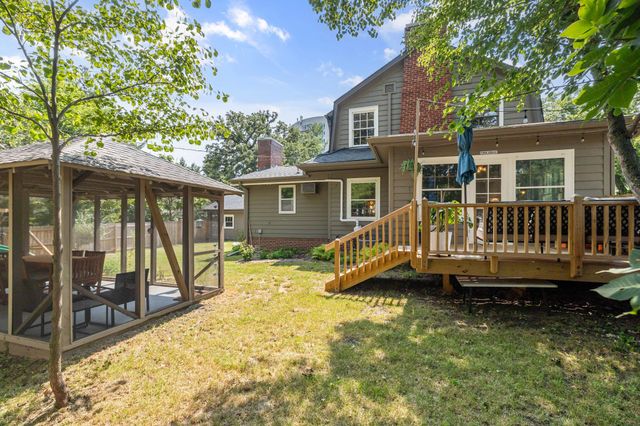 637 42nd Street, Des Moines, IA 50312