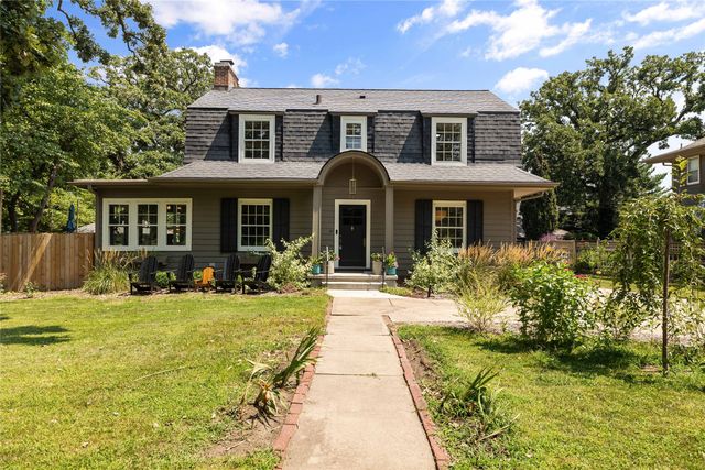 637 42nd Street, Des Moines, IA 50312