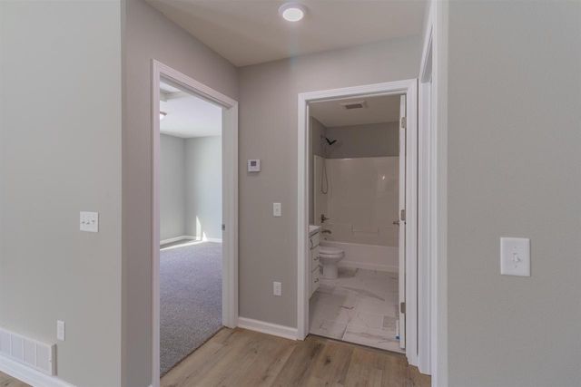 860 TORREY PINES WAY, Plover, WI 54467