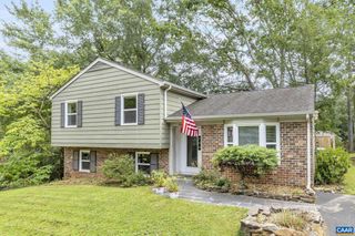 100 GRIMES PL, Charlottesville, VA 22902