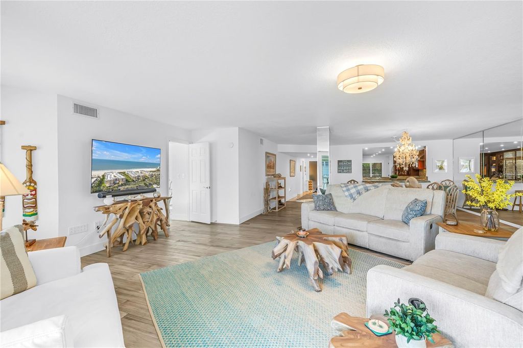 Image 16 of property listing at 6600 SUNSET WAY 408, St Pete Beach, FL 33706