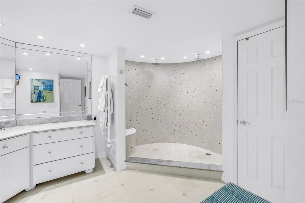 Image 30 of property listing at 6600 SUNSET WAY 408, St Pete Beach, FL 33706