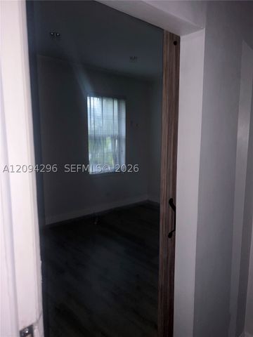 637 12th St 6, Miami Beach, FL 33139