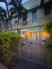 637 12th St 6, Miami Beach, FL 33139