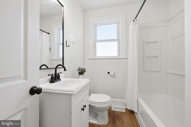 504 MAYFAIR ST, Vineland, NJ 08360