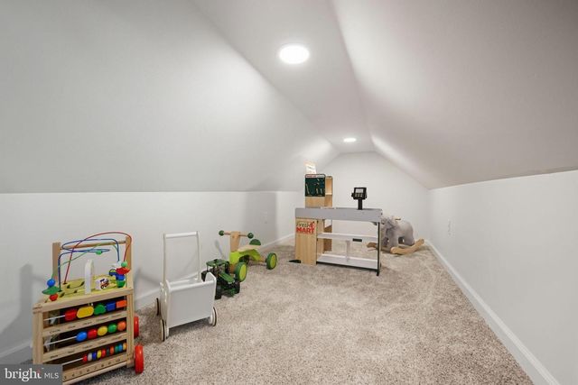 504 MAYFAIR ST, Vineland, NJ 08360