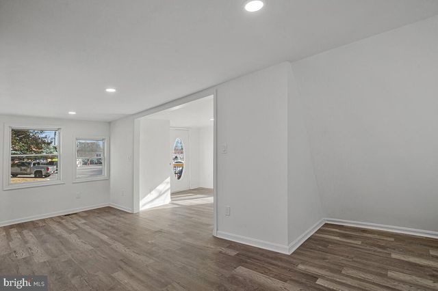 1660 BAY RIDGE RD, Edgewater, MD 21037