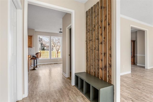 21704 W 49th Street, Shawnee, KS 66226