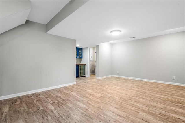 21704 W 49th Street, Shawnee, KS 66226