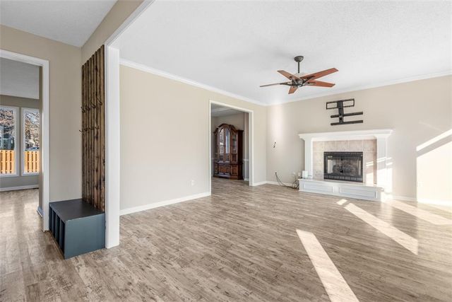 21704 W 49th Street, Shawnee, KS 66226