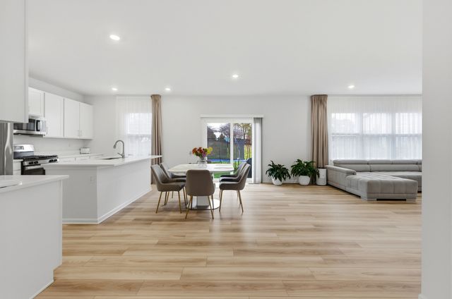 8503 Rosehall Drive, Joliet, IL 60431