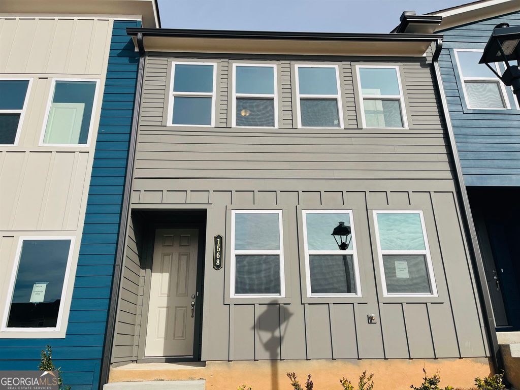 1568 Driggs Drive NW, Atlanta, GA 30318