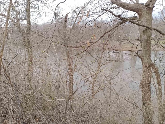 6021 E Liberty Drive, Monticello, IN 47960