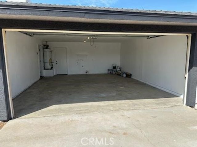 22134 Broken Lance, Apple Valley, CA 92307