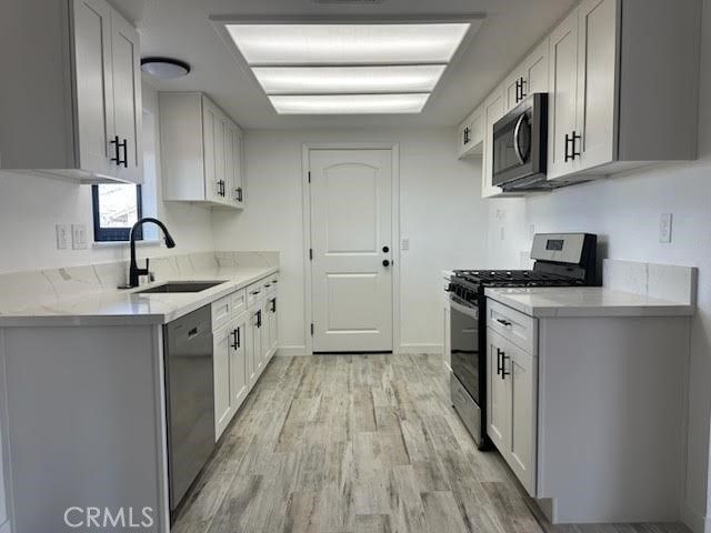 22134 Broken Lance, Apple Valley, CA 92307