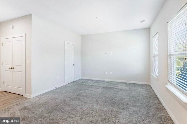 17914 WOODS OVERLOOK DR, Dumfries, VA 22026