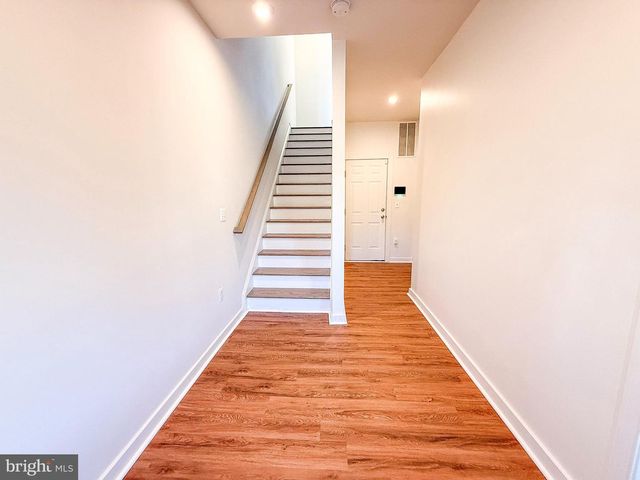 17914 WOODS OVERLOOK DR, Dumfries, VA 22026