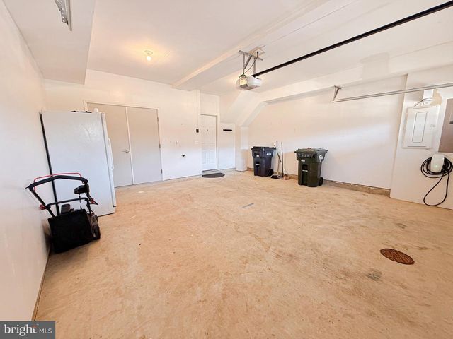 17914 WOODS OVERLOOK DR, Dumfries, VA 22026