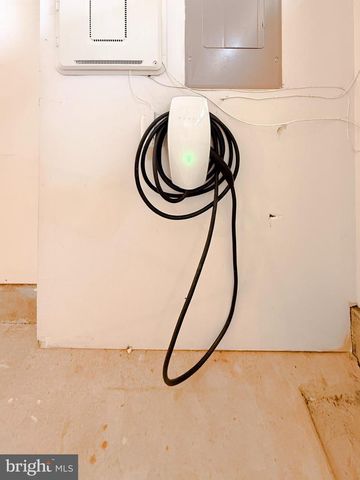 17914 WOODS OVERLOOK DR, Dumfries, VA 22026