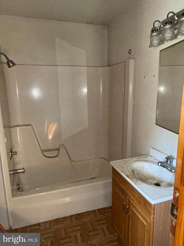 1557 ERIAL RD, Blackwood, NJ 08012