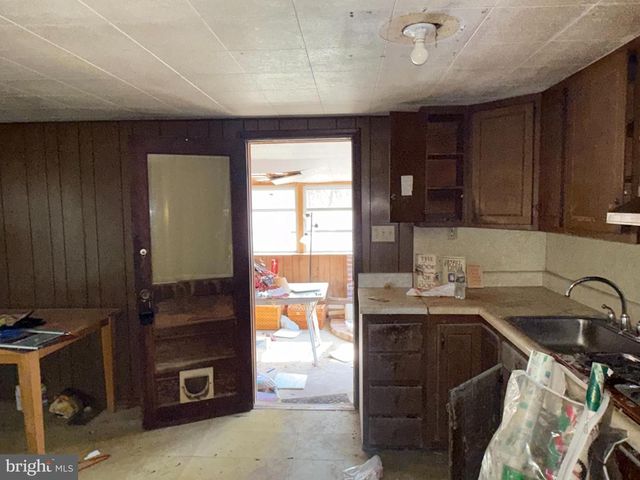 1557 ERIAL RD, Blackwood, NJ 08012