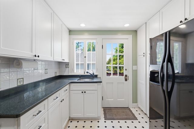 349 Lincoln Road, Walpole, MA 02081