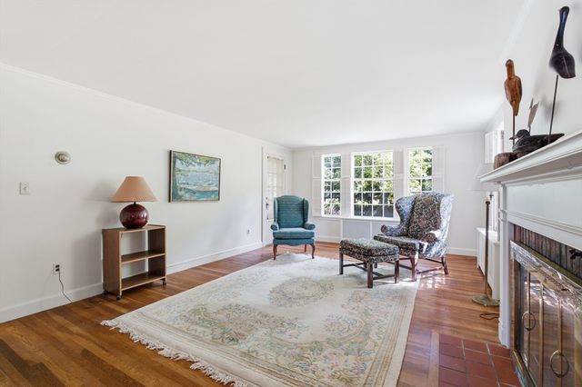 349 Lincoln Road, Walpole, MA 02081