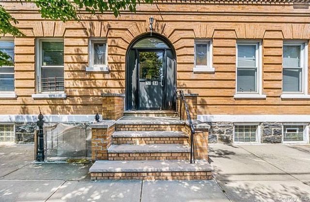 22-14 120th Street 6, College Point, NY 11356