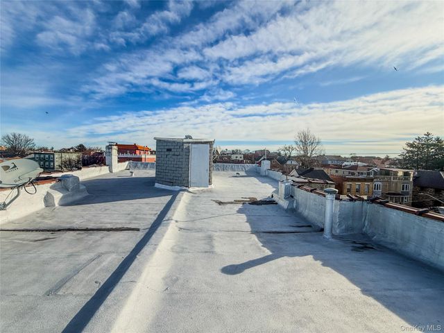 22-14 120th Street 6, College Point, NY 11356