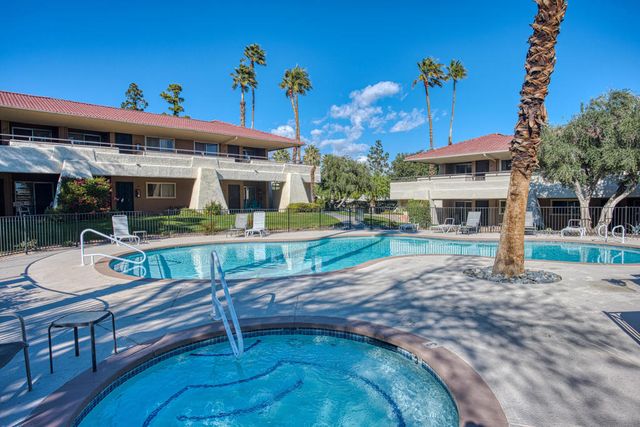 420 N Villa 207, Palm Springs, CA 92262