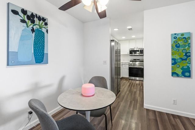 420 N Villa 207, Palm Springs, CA 92262