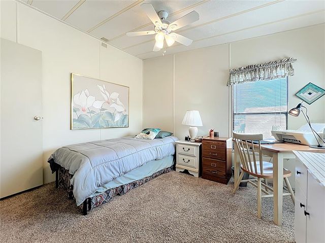 1547 APACHE CIRCLE, Tavares, FL 32778