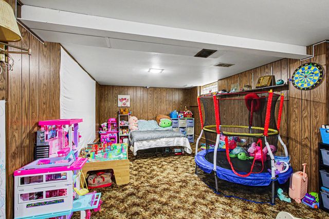 325 N Hobart Road, Hobart, IN 46342