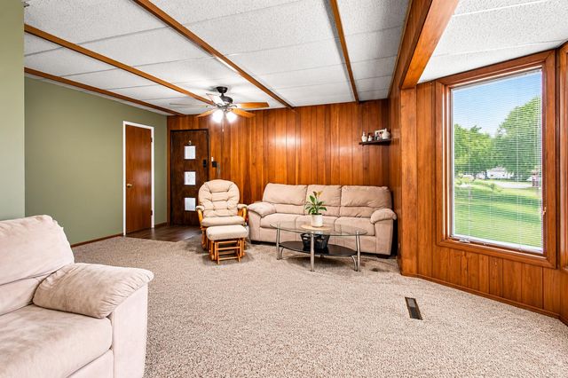 325 N Hobart Road, Hobart, IN 46342