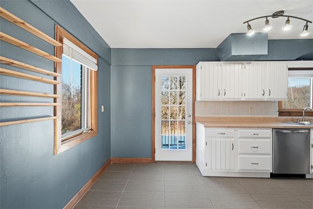 4156 Glasgow Rd, Richland, PA 16059